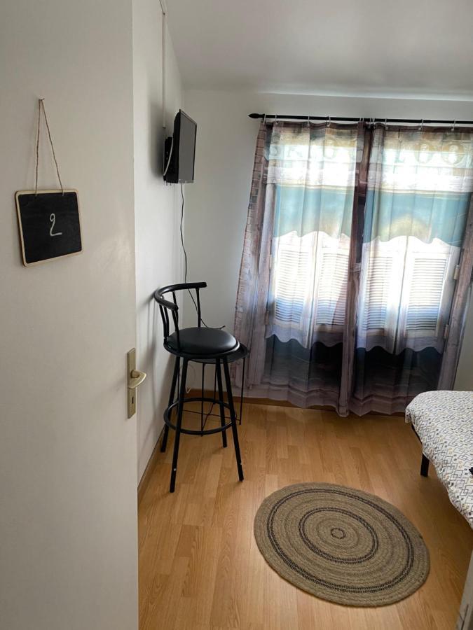 ホテル Chambre Privee Dammarie Les Lys エクステリア 写真